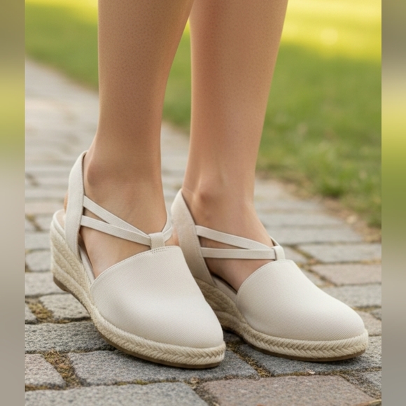 LifeStride Women's NIB Almond Milk Katrina 2 Espadrille Wedge Sandals Size 7.5M - Picture 2 of 16
